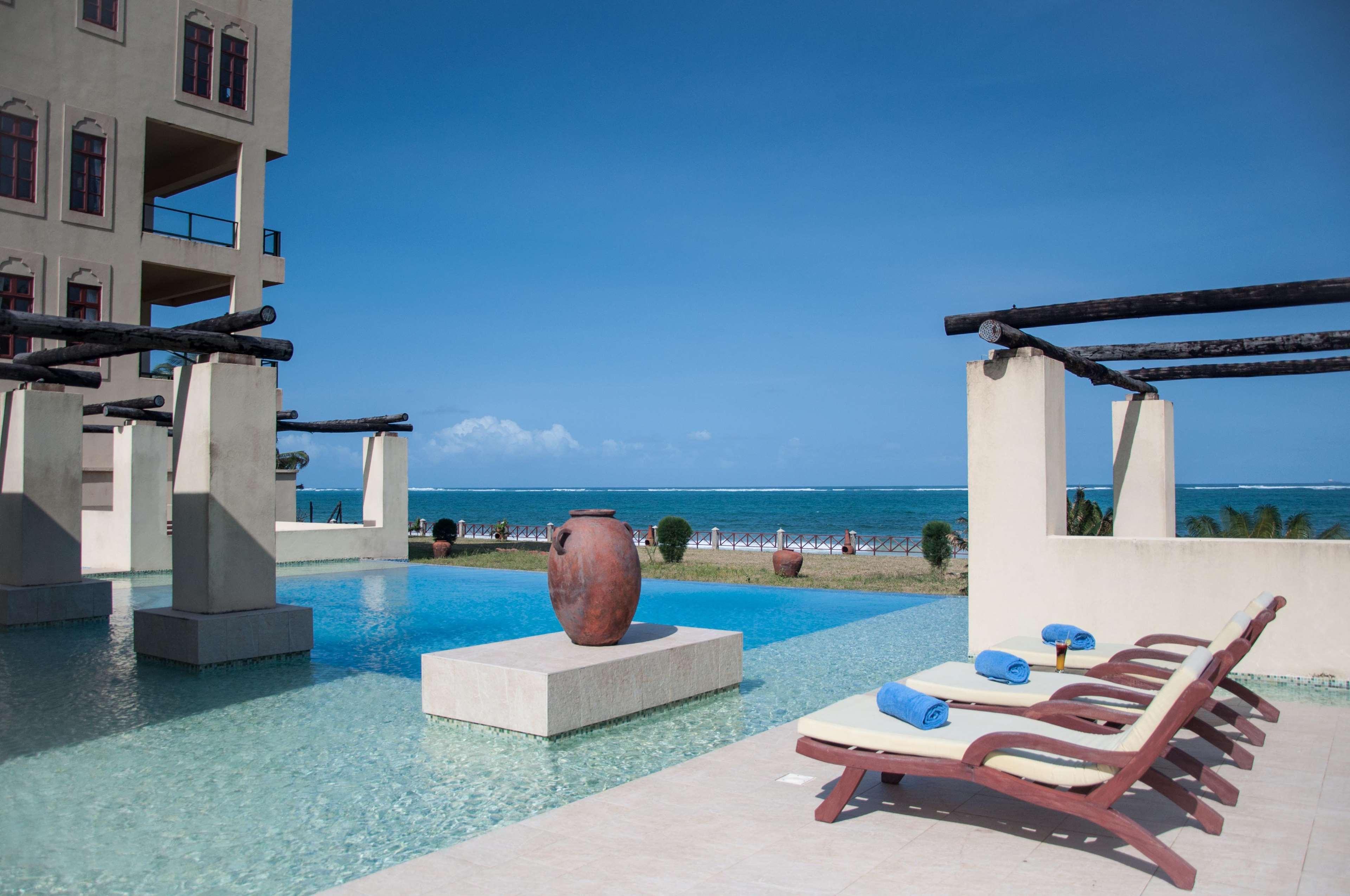 Cocoa Boutique Hotel - Your Kenyan Beachfront Bliss Mombasa Bagian luar foto