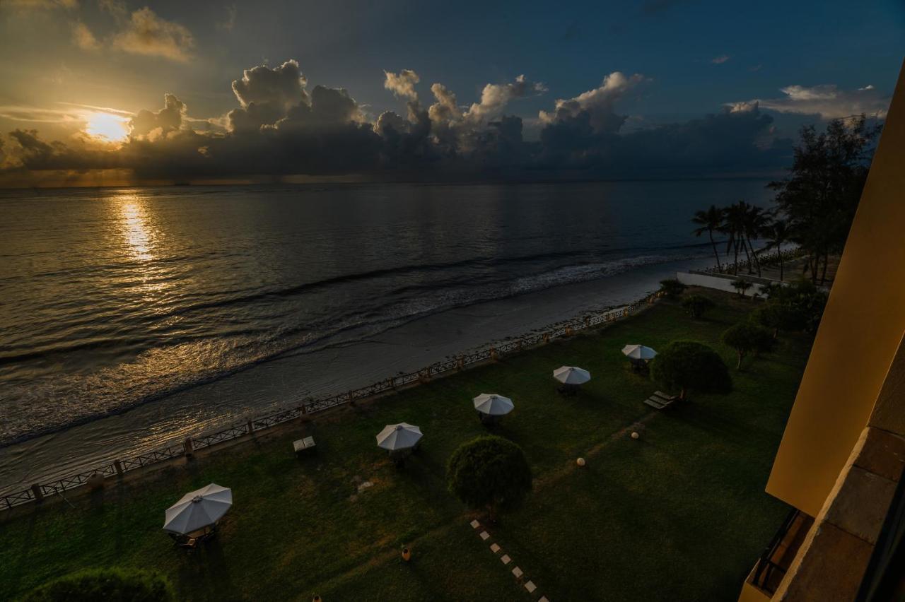 Cocoa Boutique Hotel - Your Kenyan Beachfront Bliss Mombasa Bagian luar foto