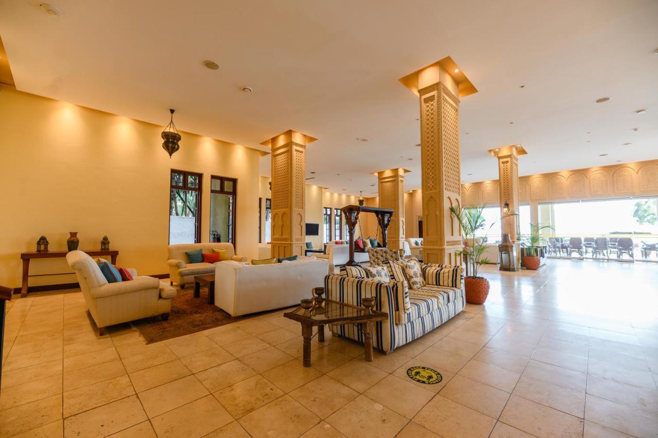 Cocoa Boutique Hotel - Your Kenyan Beachfront Bliss Mombasa Bagian luar foto