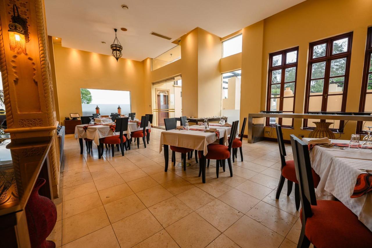 Cocoa Boutique Hotel - Your Kenyan Beachfront Bliss Mombasa Bagian luar foto