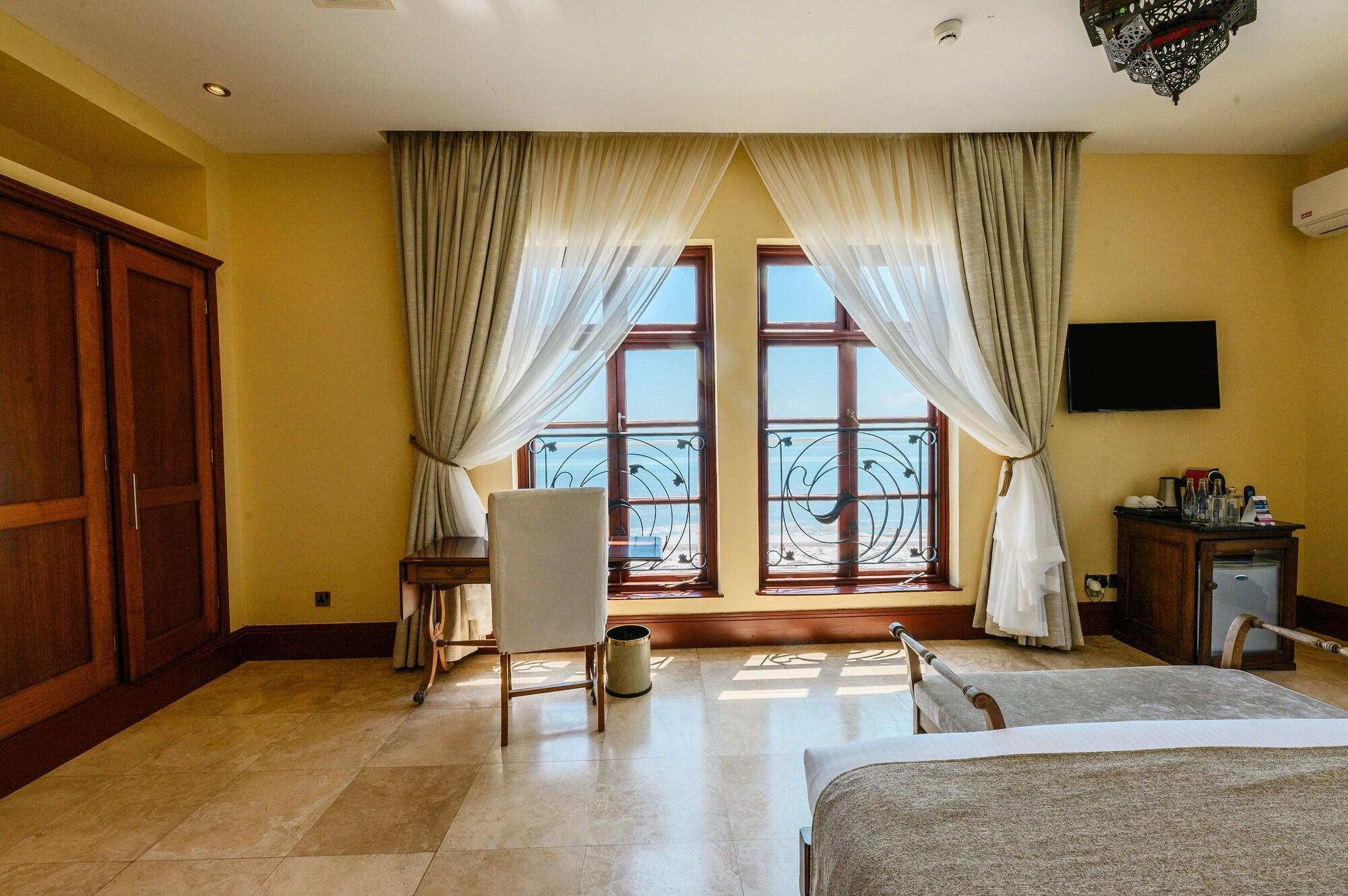 Cocoa Boutique Hotel - Your Kenyan Beachfront Bliss Mombasa Bagian luar foto